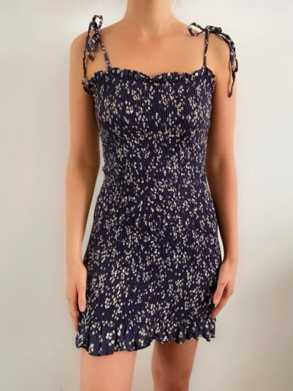 COTTON ON Women's Blue Daisy Floral Smocked Mini Dress w/Spaghetti Straps sz L